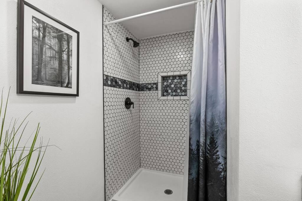 Ferienwohnung Pacific Nw Gem W/Hot-Tub 15 Minutes Airport. Auburn Exterior foto